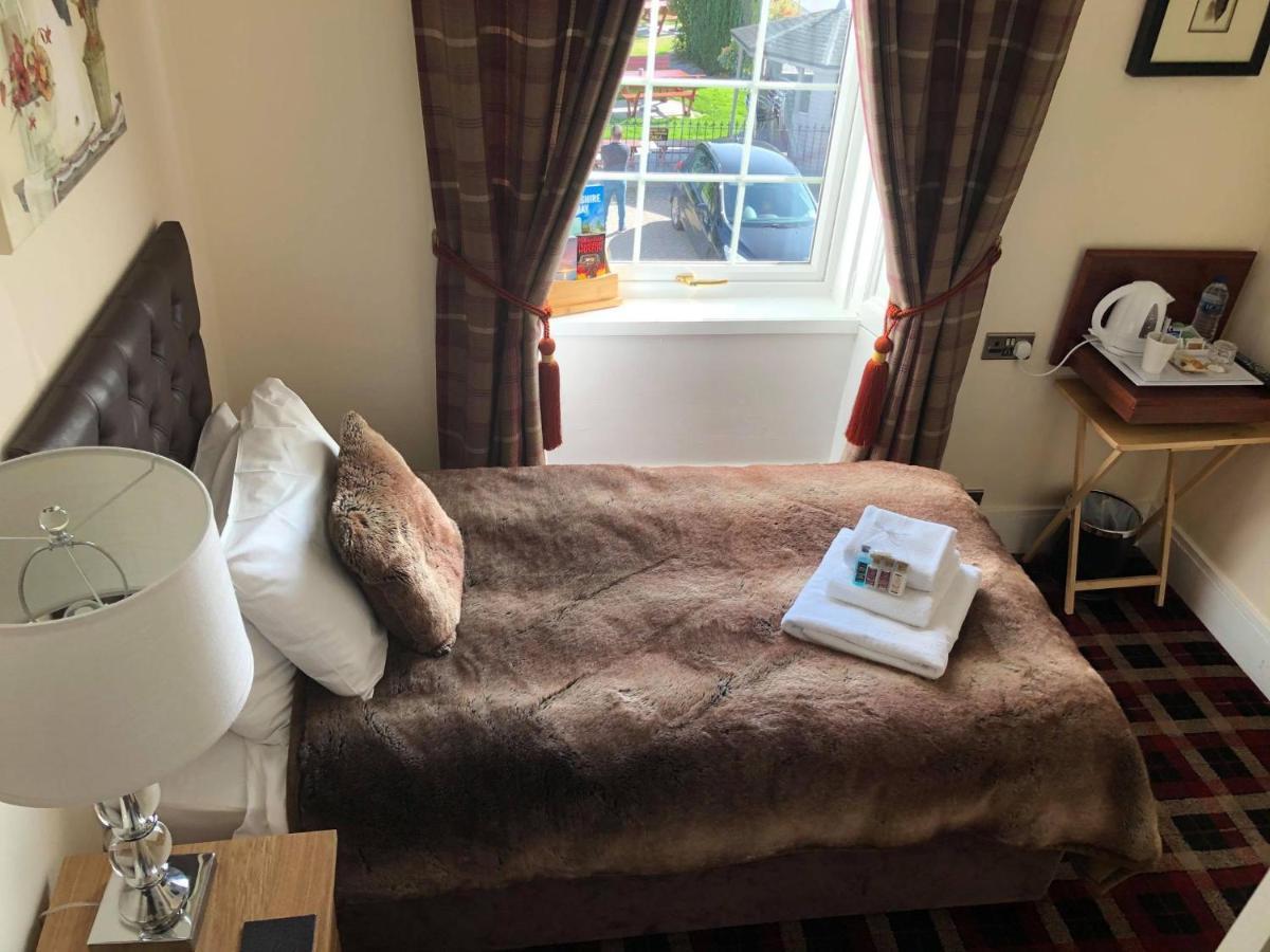 Haughton Arms Hotel Alford  Εξωτερικό φωτογραφία