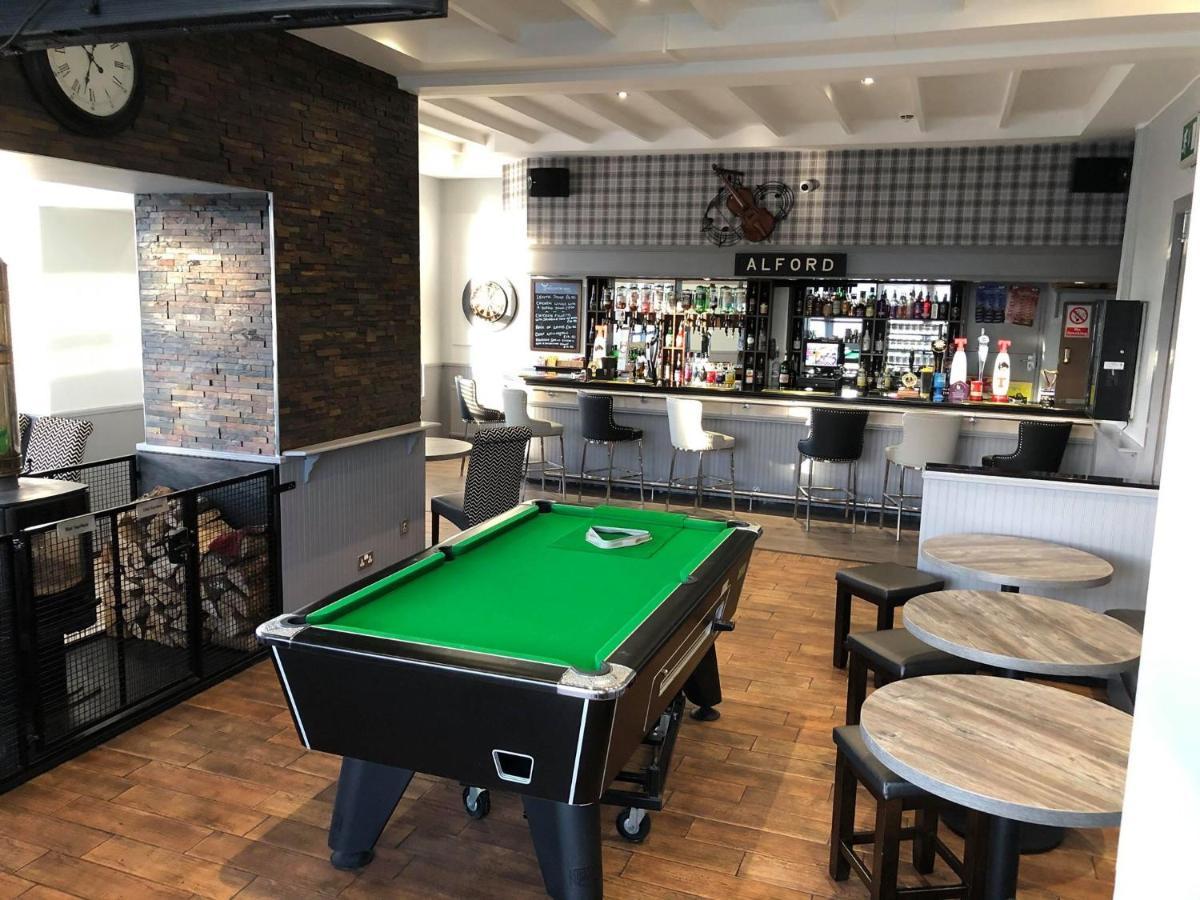 Haughton Arms Hotel Alford  Εξωτερικό φωτογραφία